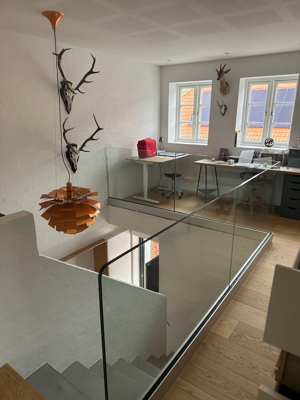 Indvendigt glasværn ved trappe og repos